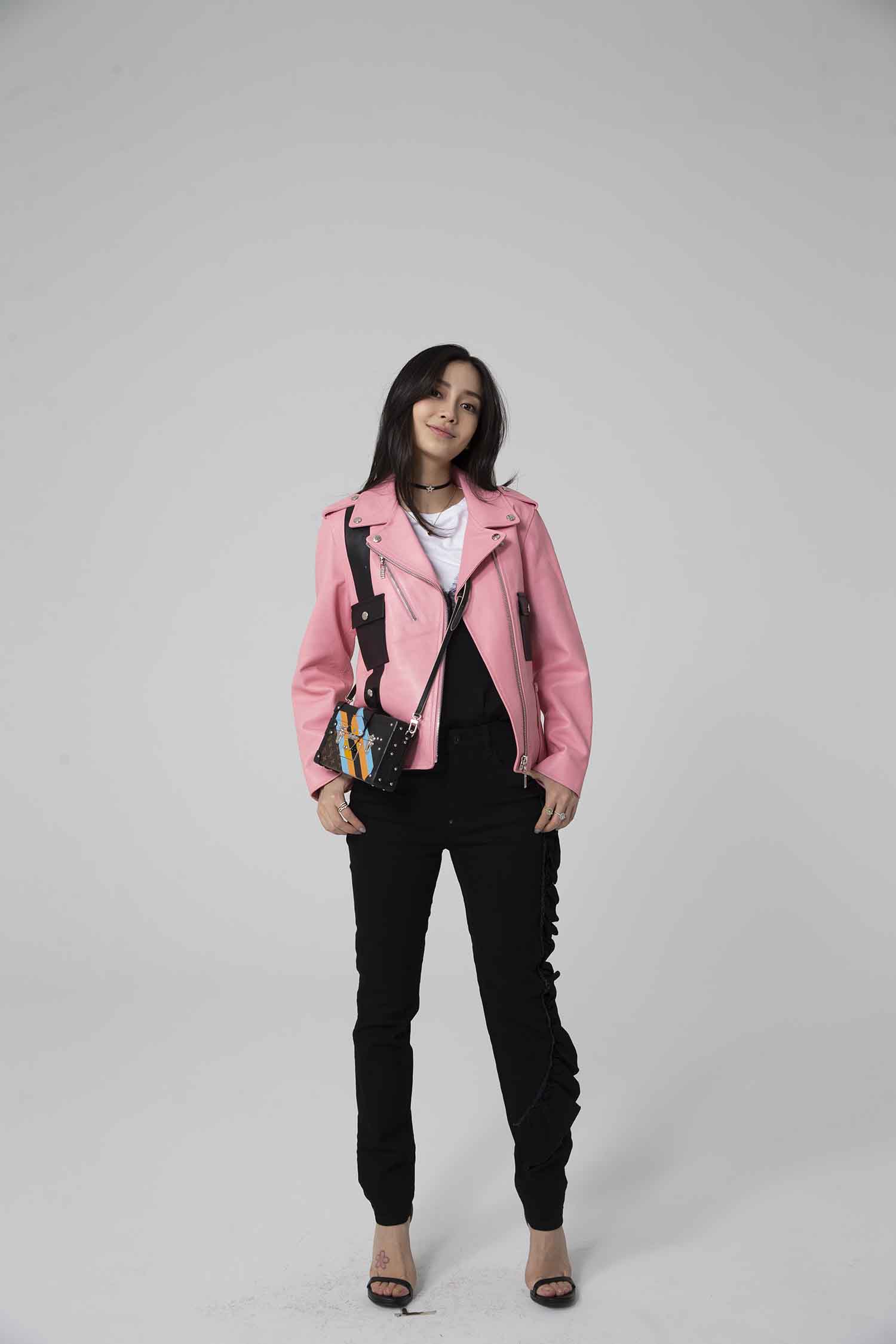 【CR2原图 22张/478M】杨颖 粉色皮衣