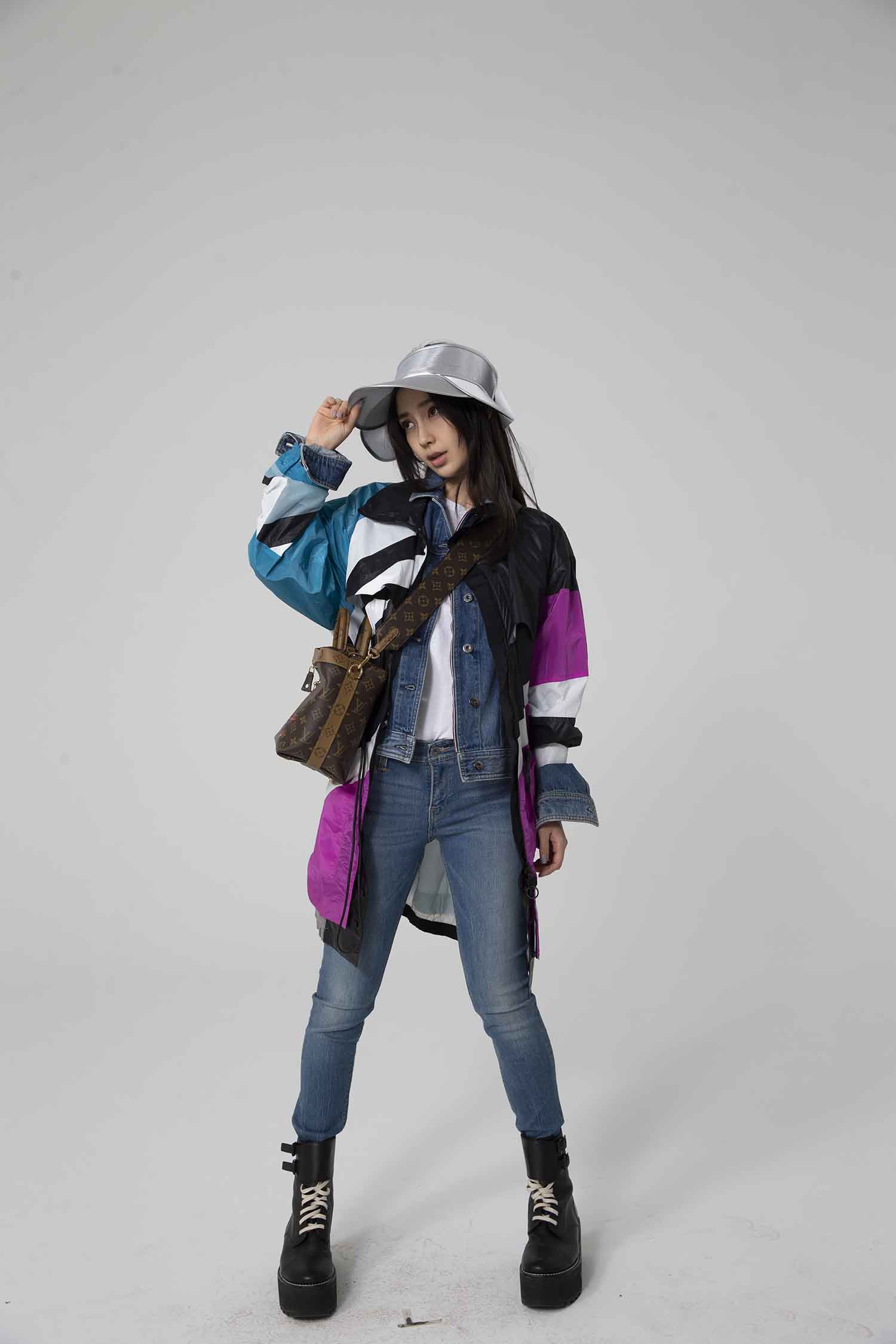 【CR2原图 33张/722M】杨颖 多彩风衣