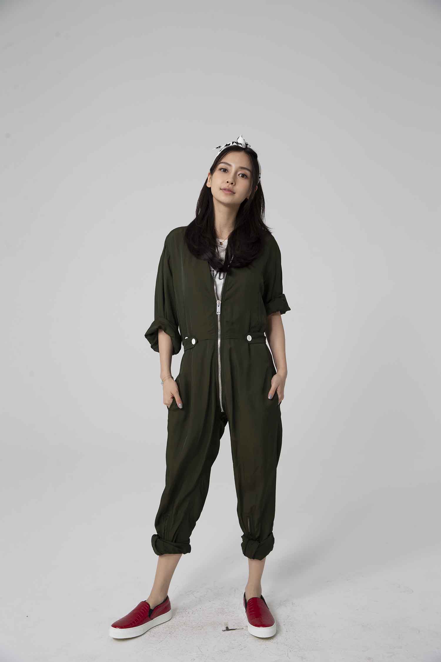 【CR2原图 24张/511M】杨颖 墨绿连体衣