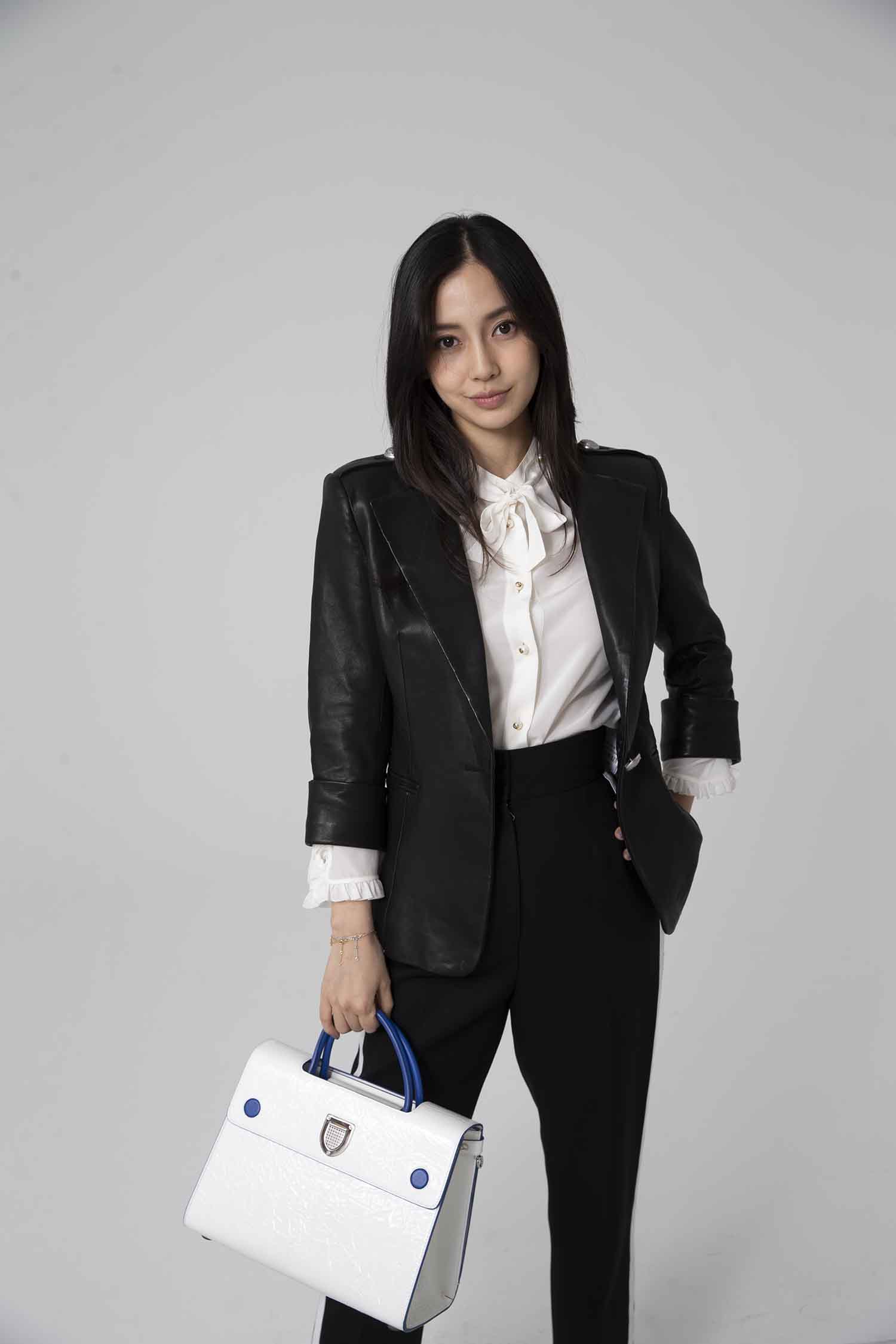 【CR2原图 46张/988M】杨颖 皮西装