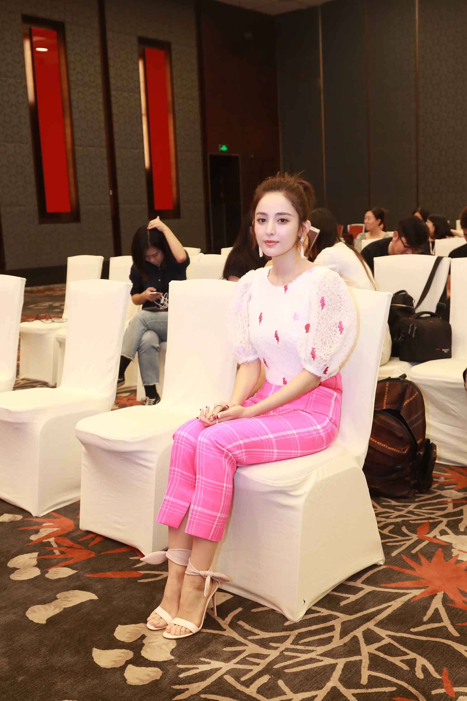 【333张/3.07G】古力娜扎 缝纫机乐队发布会