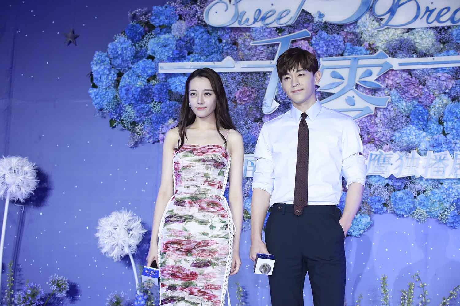 【249张/1.11G】迪丽热巴 一千零一夜发布会现场