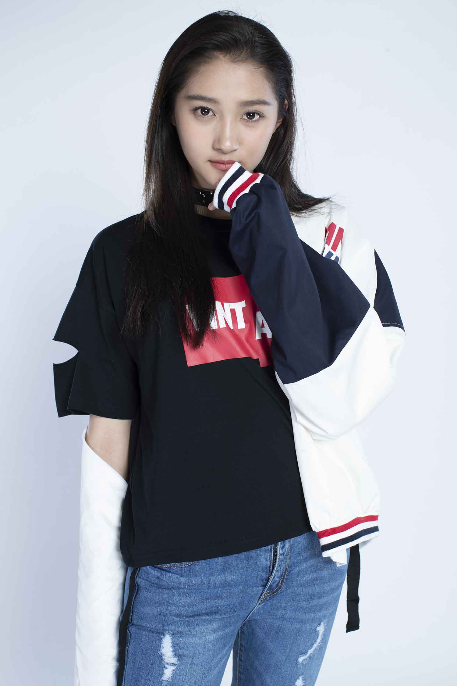 【CR2原图 52张/1.15G】关晓彤 破洞牛仔裤