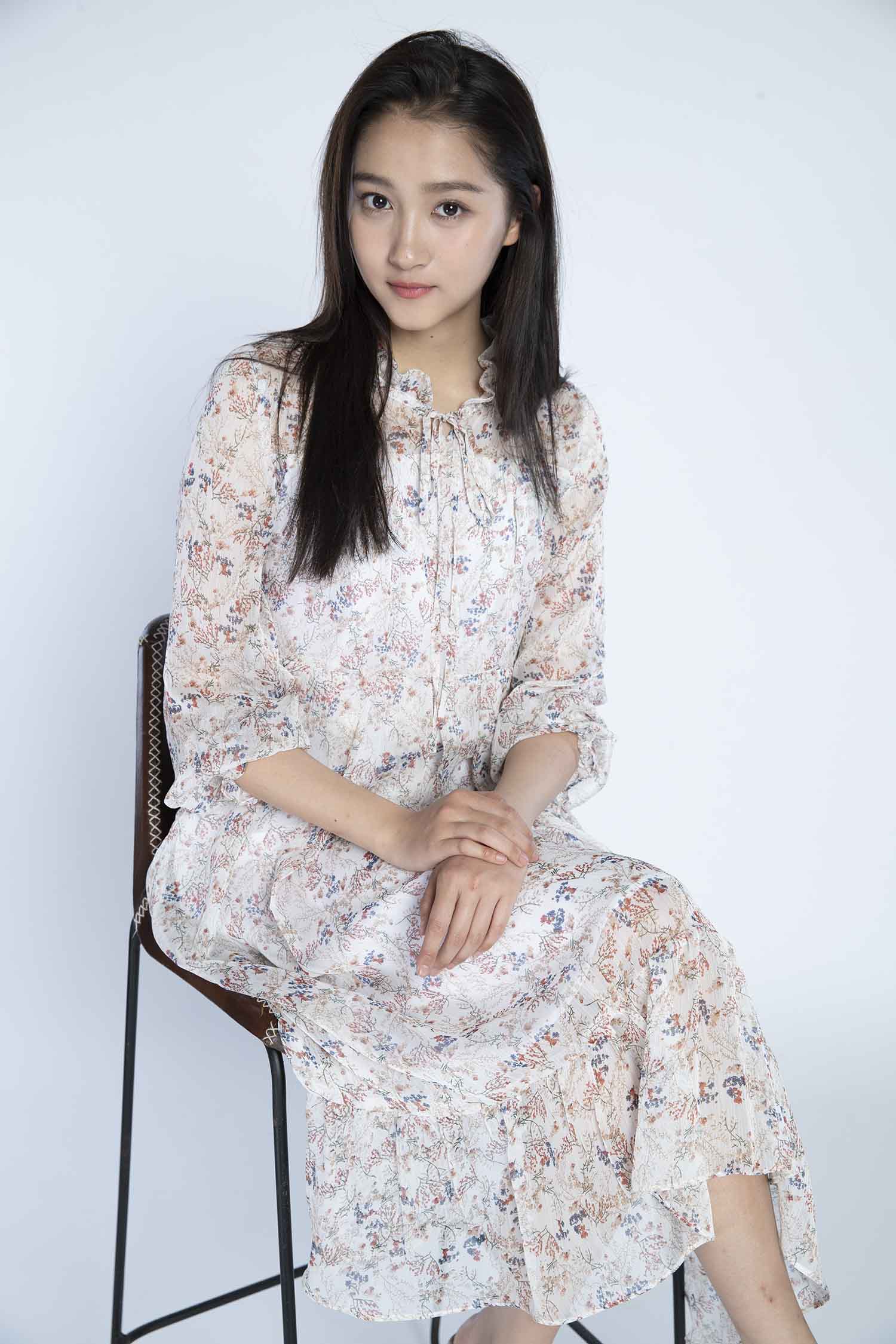 【CR2原图 14张/340M】关晓彤 碎花连衣裙