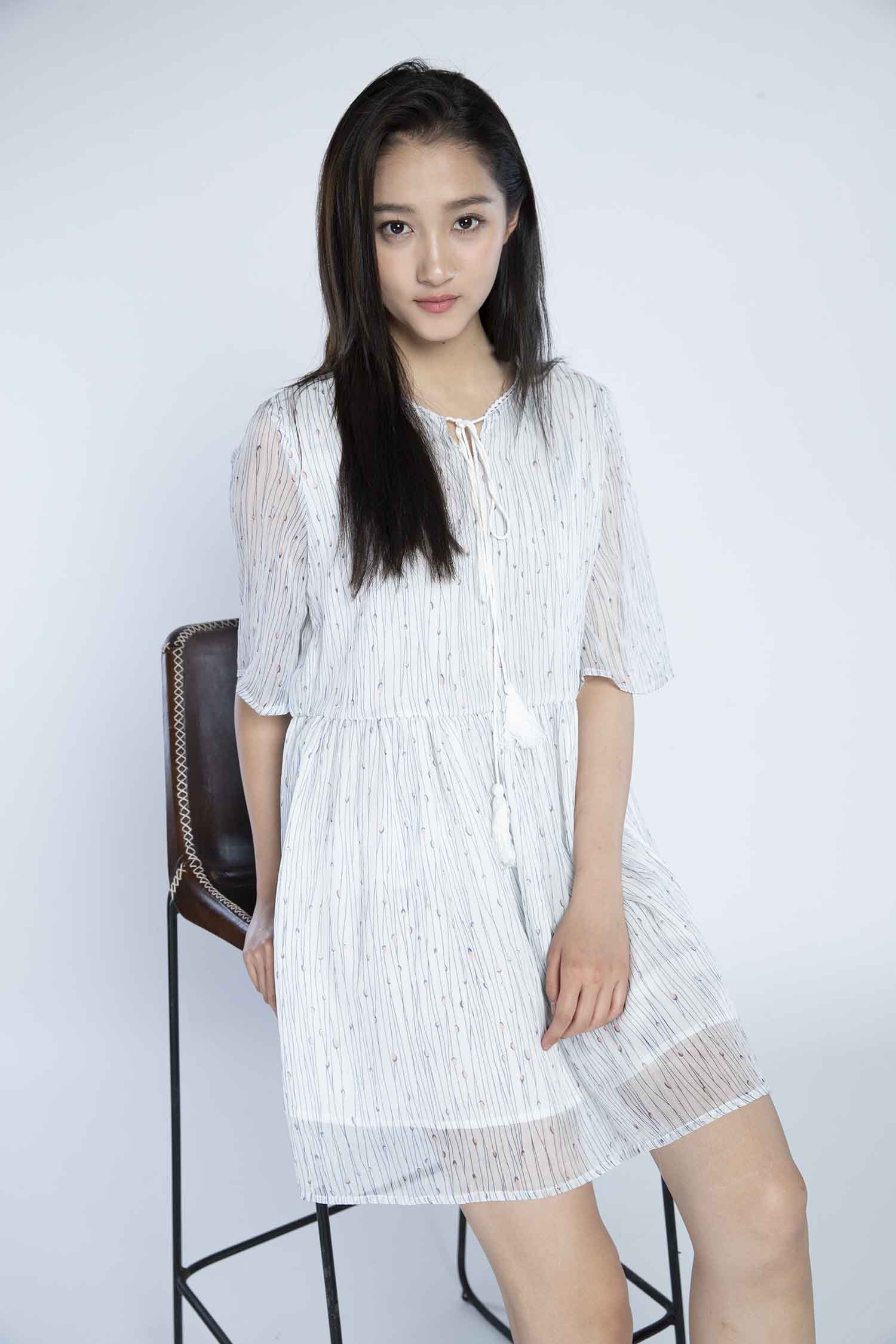 【CR2原图 19张/432M】关晓彤 白色连衣裙