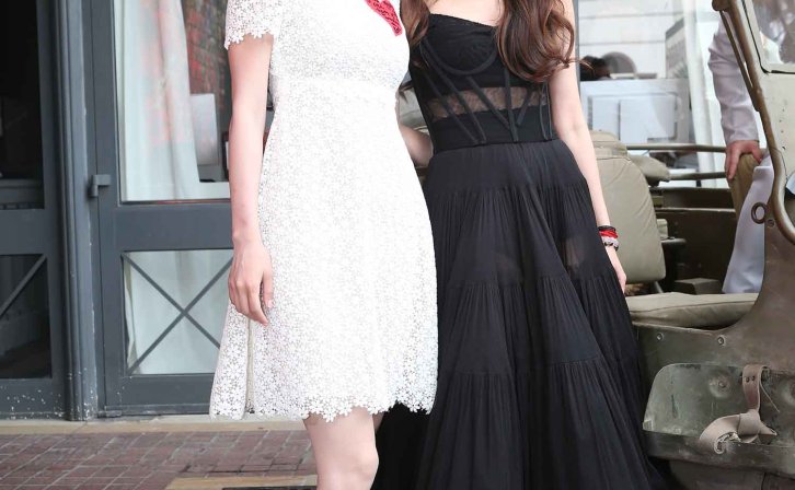 【126张/807M】杨颖/舒淇 白色绣花短裙