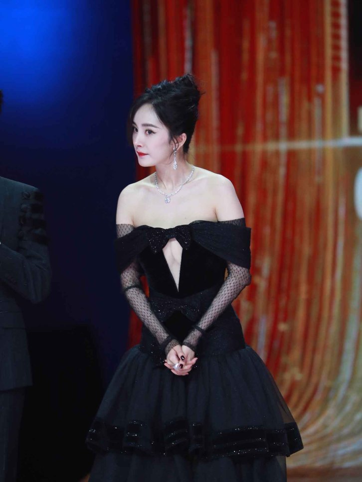 【190张/1.04G】杨幂 黑色晚礼服