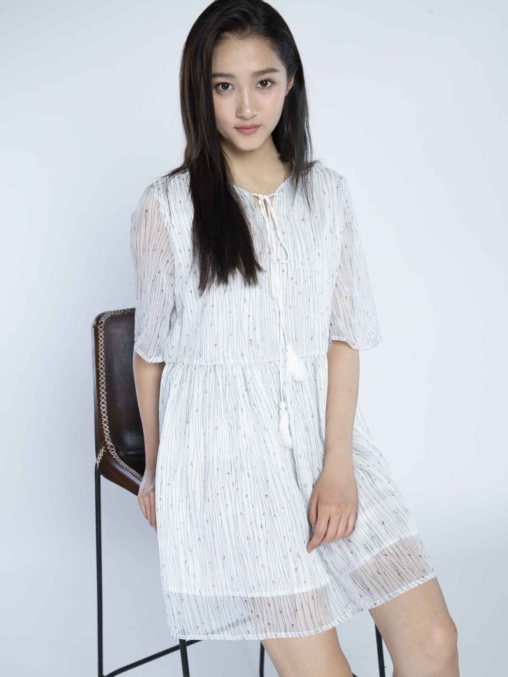 【CR2原图 19张/432M】关晓彤 白色连衣裙