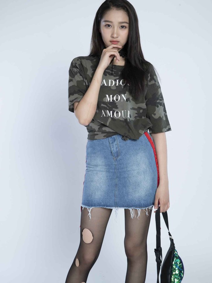 【CR2原图 25张/544m】关晓彤 黑丝牛仔裙